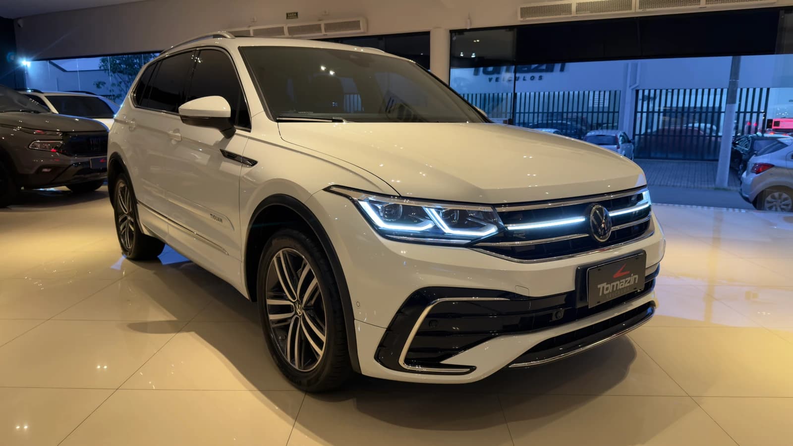 Volkswagen Tiguan Allspace RL - Foto 2
