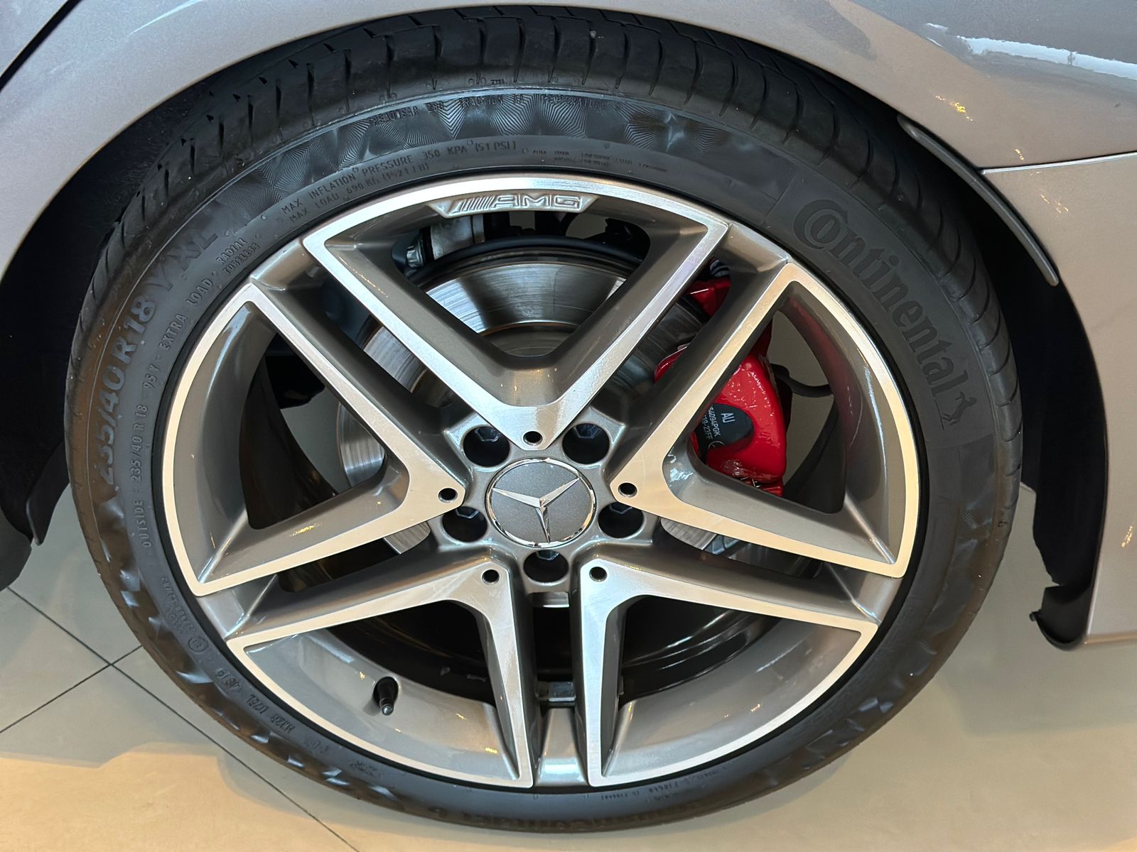 MERCEDES-BENZ CLA 250 4