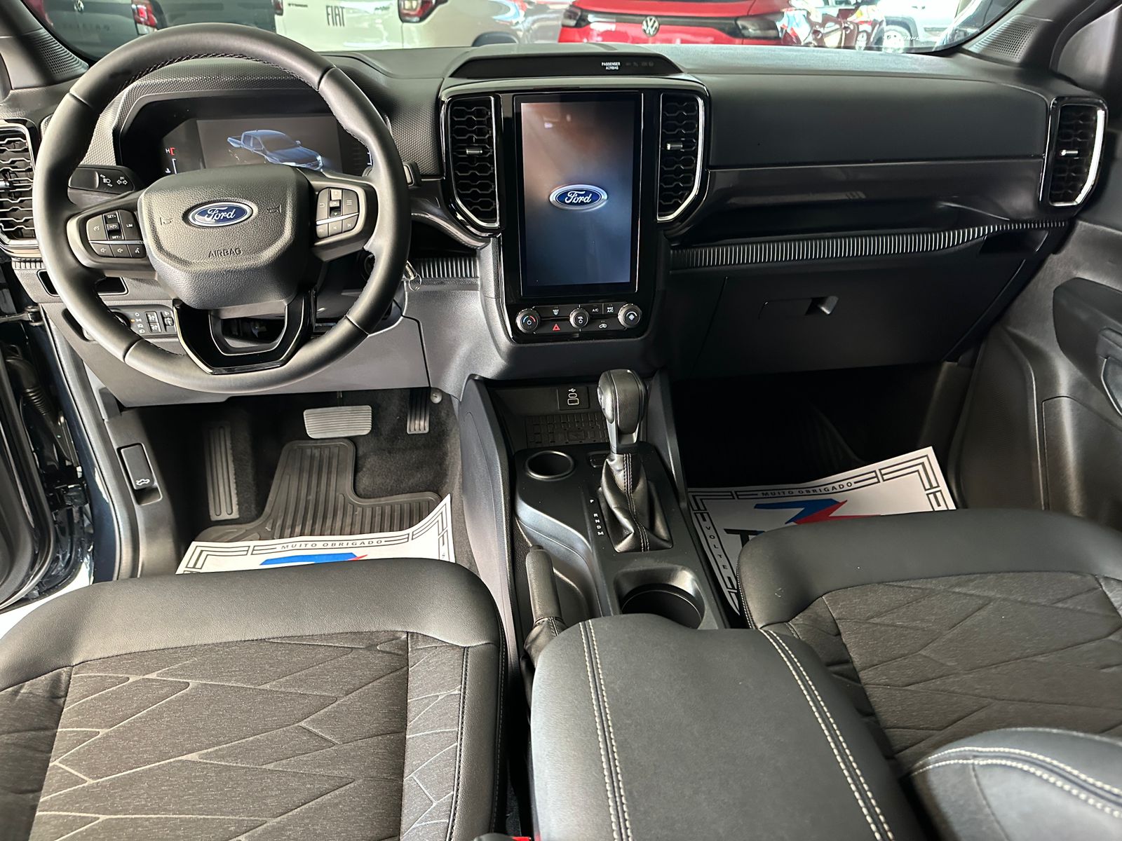 FORD RANGER XLS BLACK 12